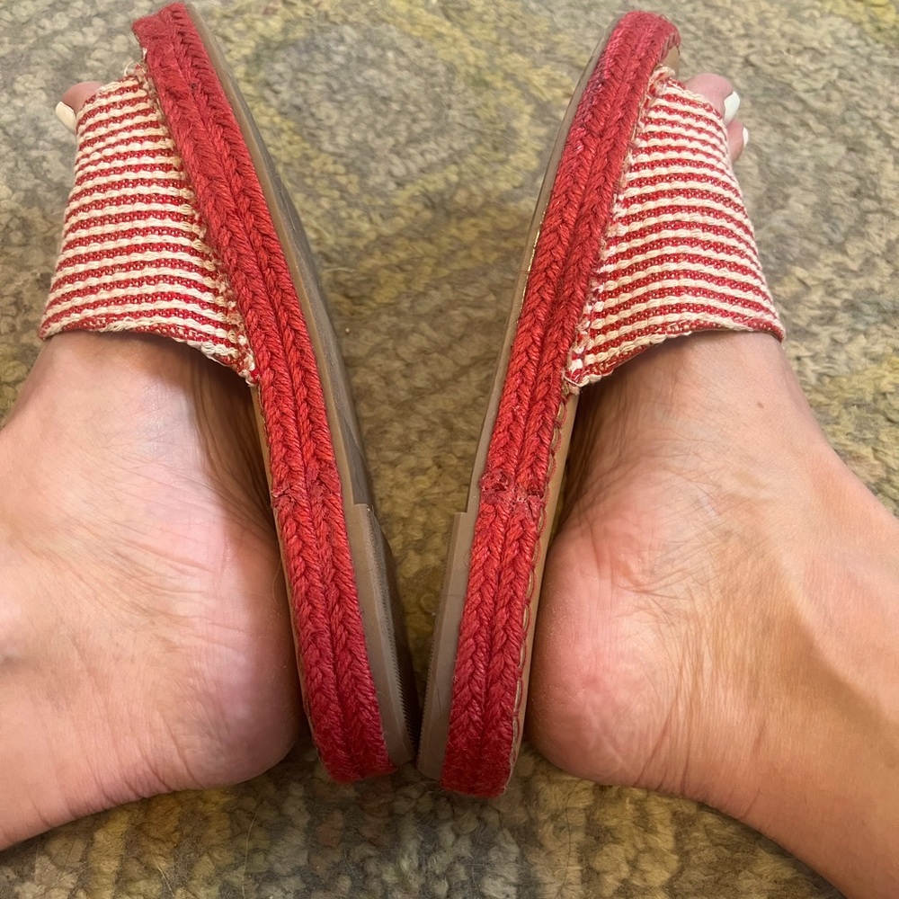 Old Navy Red Slides
